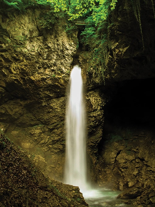 seythenex waterfall cave