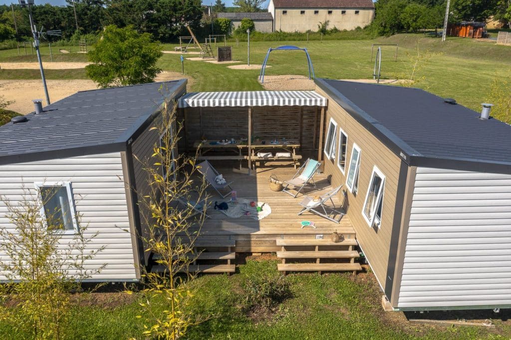 Mobil-home EXCLUSIF – 3 chambres – 3 salles d’eau – Tribu – SPA