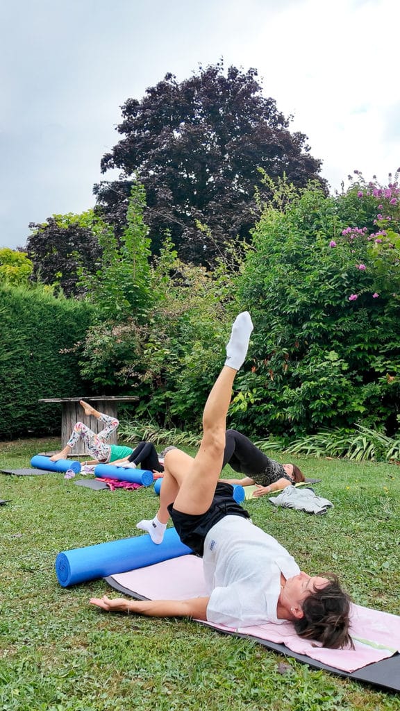 Cours de Yoga près du lac d'Annecy